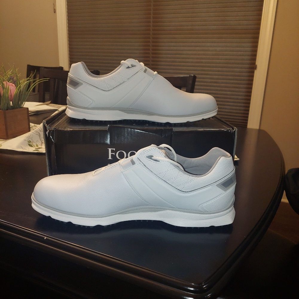 Foot Joy Men's Golf Shoes ⛳️